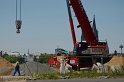 Betonmischer umgestuerzt Koeln Deutz neue Rheinpromenade P079